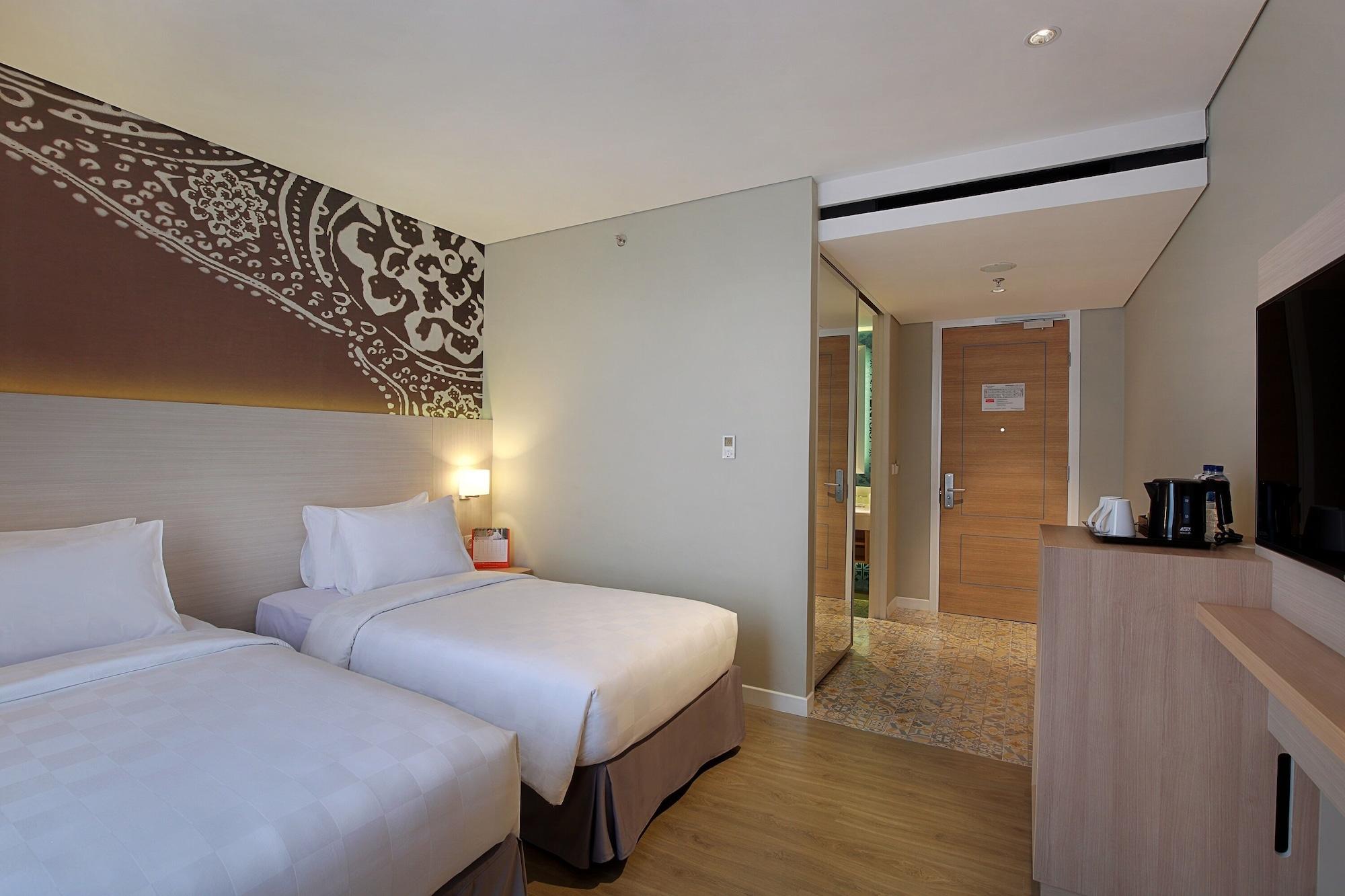 Swiss-Belinn Saripetojo Solo Ngoại thất bức ảnh