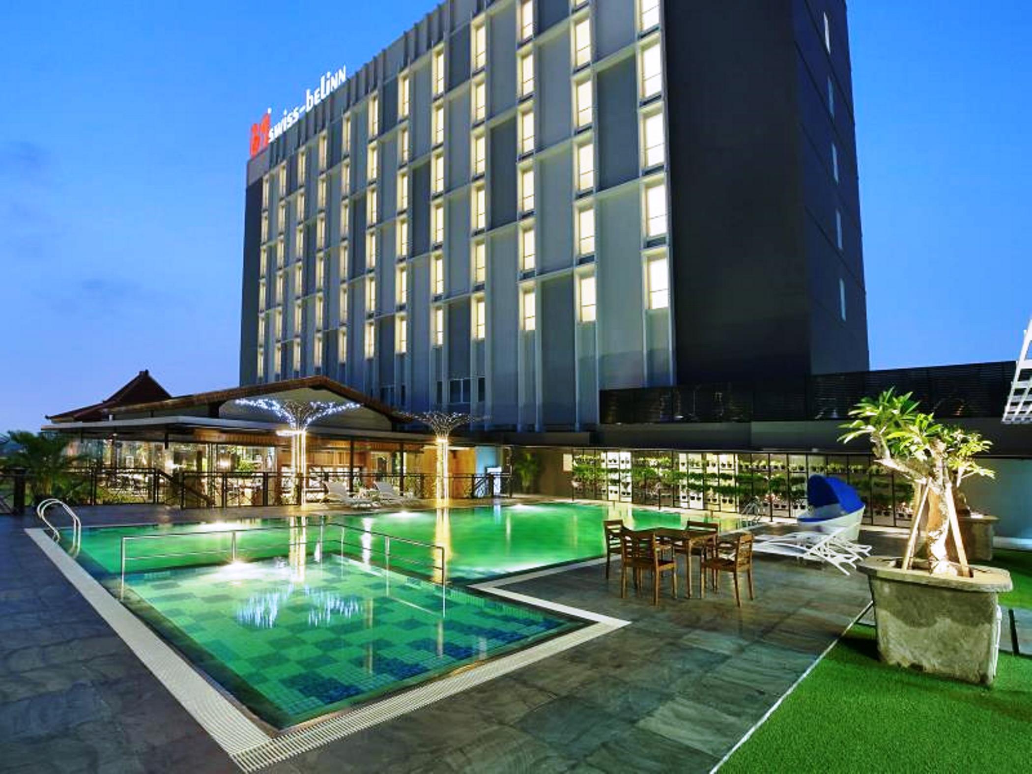 Swiss-Belinn Saripetojo Solo Ngoại thất bức ảnh