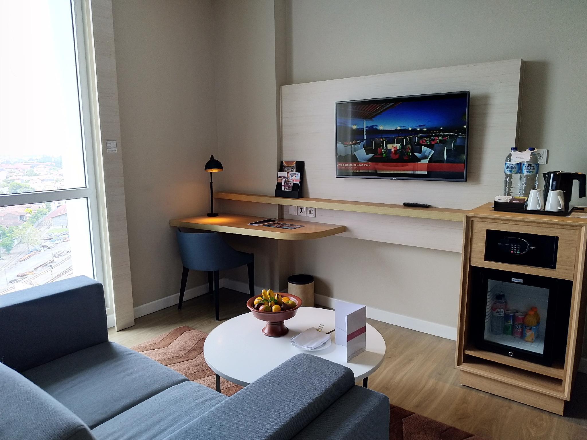Swiss-Belinn Saripetojo Solo Ngoại thất bức ảnh