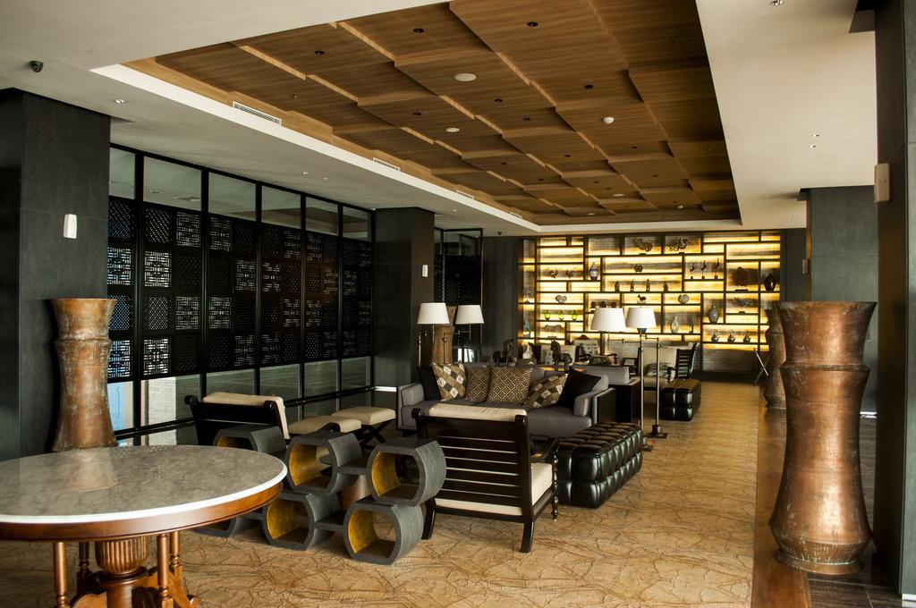 Swiss-Belinn Saripetojo Solo Ngoại thất bức ảnh