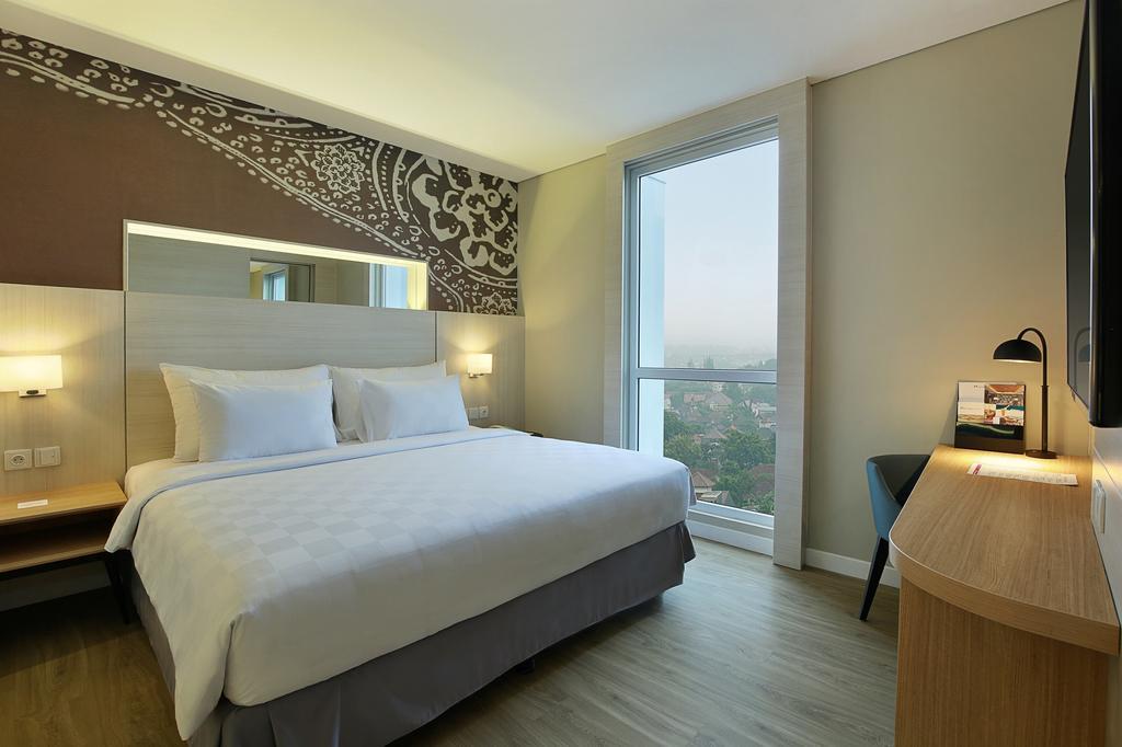 Swiss-Belinn Saripetojo Solo Ngoại thất bức ảnh